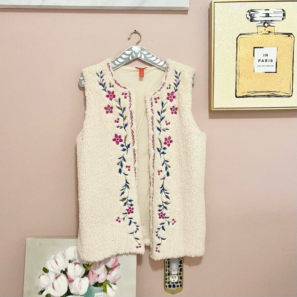 Dillard’s | Scandi Floral Embroidered Fur Vest